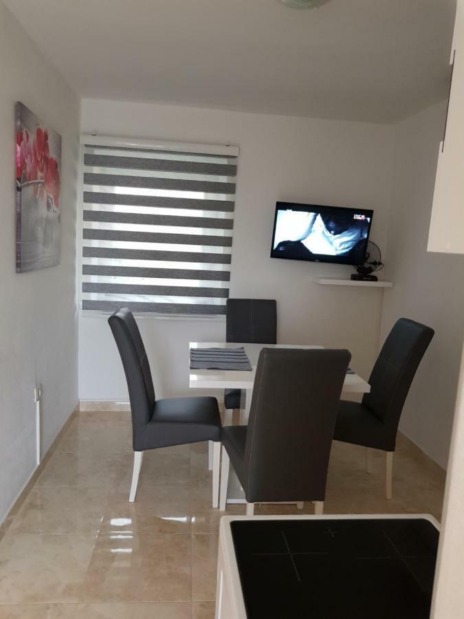 Apartments Katarina Trogir Exteriör bild